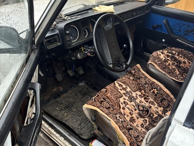 Білий ВАЗ 2105, об'ємом двигуна 0 л та пробігом 38 тис. км за 355 $, фото 5 на Automoto.ua