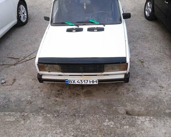 Білий ВАЗ 2105, об'ємом двигуна 1.3 л та пробігом 100 тис. км за 650 $, фото 11 на Automoto.ua