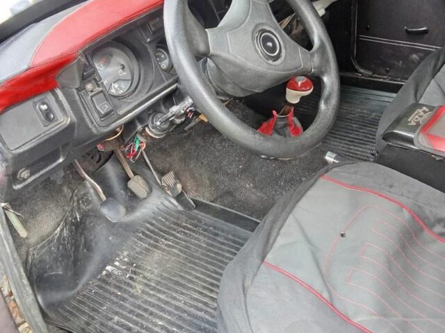 Белый ВАЗ 2105, объемом двигателя 1.3 л и пробегом 260 тыс. км за 406 $, фото 3 на Automoto.ua