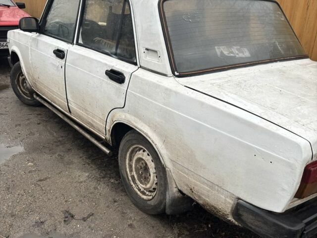 Белый ВАЗ 2105, объемом двигателя 0 л и пробегом 38 тыс. км за 342 $, фото 3 на Automoto.ua