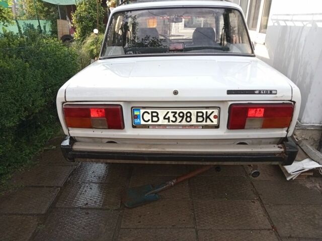 Белый ВАЗ 2105, объемом двигателя 0 л и пробегом 63 тыс. км за 523 $, фото 3 на Automoto.ua