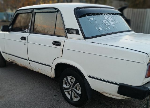 Белый ВАЗ 2105, объемом двигателя 0 л и пробегом 2 тыс. км за 358 $, фото 5 на Automoto.ua