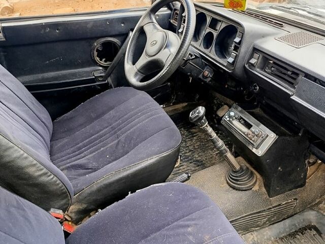 Белый ВАЗ 2105, объемом двигателя 15 л и пробегом 0 тыс. км за 500 $, фото 6 на Automoto.ua