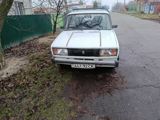 Білий ВАЗ 2105, об'ємом двигуна 0 л та пробігом 450 тис. км за 426 $, фото 2 на Automoto.ua