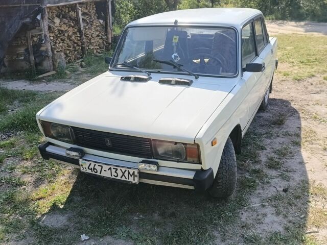 Белый ВАЗ 2105, объемом двигателя 1.3 л и пробегом 180 тыс. км за 32000 $, фото 1 на Automoto.ua