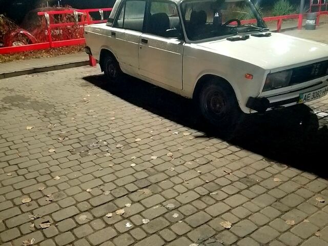 Белый ВАЗ 2105, объемом двигателя 1.5 л и пробегом 125 тыс. км за 800 $, фото 3 на Automoto.ua