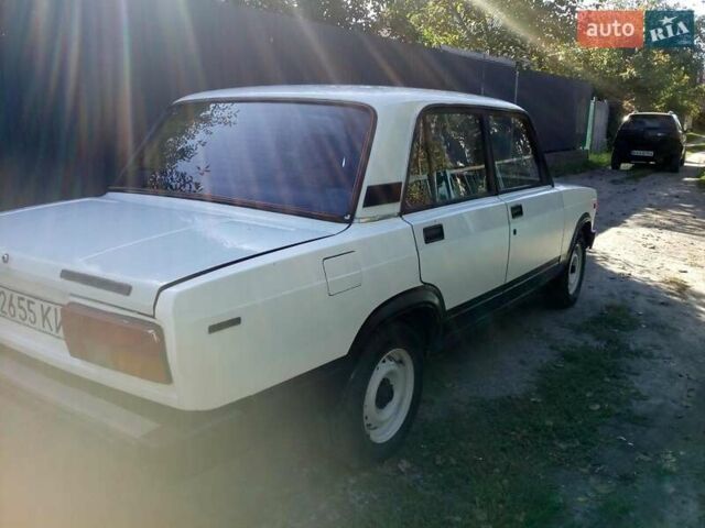 Білий ВАЗ 2105, об'ємом двигуна 0 л та пробігом 12 тис. км за 750 $, фото 6 на Automoto.ua