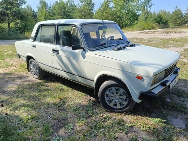 Белый ВАЗ 2105, объемом двигателя 1.3 л и пробегом 180 тыс. км за 32000 $, фото 6 на Automoto.ua