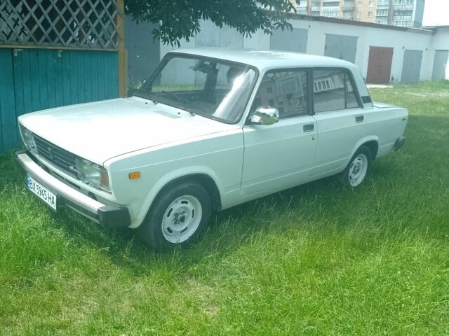 Білий ВАЗ 2105, об'ємом двигуна 1.2 л та пробігом 98 тис. км за 850 $, фото 1 на Automoto.ua