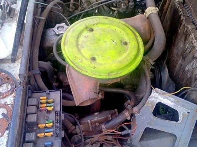 Білий ВАЗ 2105, об'ємом двигуна 1.5 л та пробігом 99 тис. км за 400 $, фото 1 на Automoto.ua