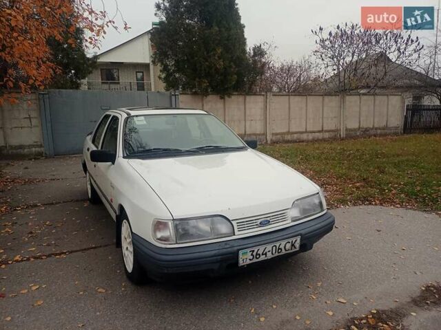 Белый ВАЗ 2105, объемом двигателя 2 л и пробегом 60 тыс. км за 1350 $, фото 1 на Automoto.ua