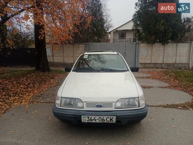 Белый ВАЗ 2105, объемом двигателя 2 л и пробегом 60 тыс. км за 1350 $, фото 2 на Automoto.ua