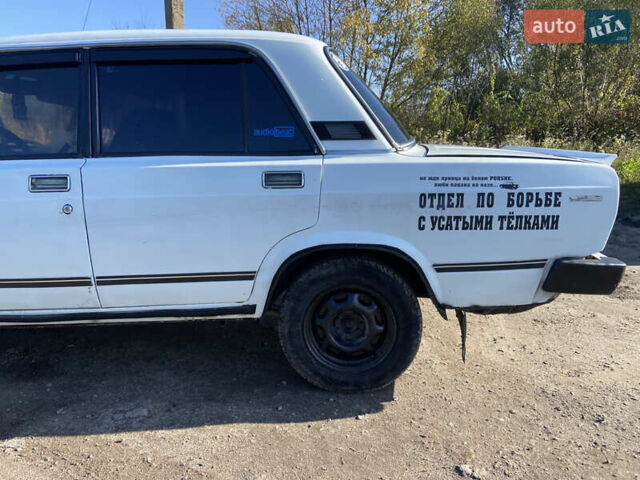 Белый ВАЗ 2105, объемом двигателя 1.5 л и пробегом 300 тыс. км за 490 $, фото 15 на Automoto.ua