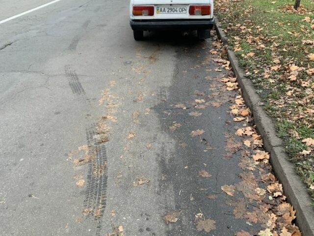 Белый ВАЗ 2105, объемом двигателя 1.5 л и пробегом 2 тыс. км за 715 $, фото 3 на Automoto.ua