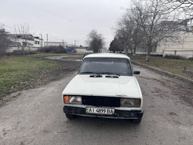 Белый ВАЗ 2105, объемом двигателя 1.3 л и пробегом 200 тыс. км за 550 $, фото 2 на Automoto.ua