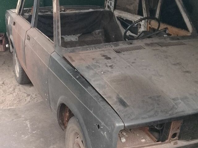 Белый ВАЗ 2105, объемом двигателя 1 л и пробегом 1000 тыс. км за 405 $, фото 2 на Automoto.ua