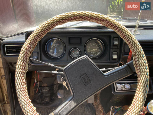 Белый ВАЗ 2105, объемом двигателя 1.3 л и пробегом 160 тыс. км за 1100 $, фото 9 на Automoto.ua