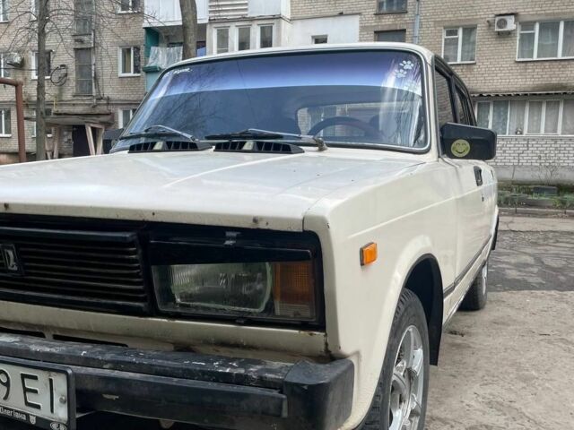 Белый ВАЗ 2105, объемом двигателя 0 л и пробегом 1 тыс. км за 30000 $, фото 1 на Automoto.ua