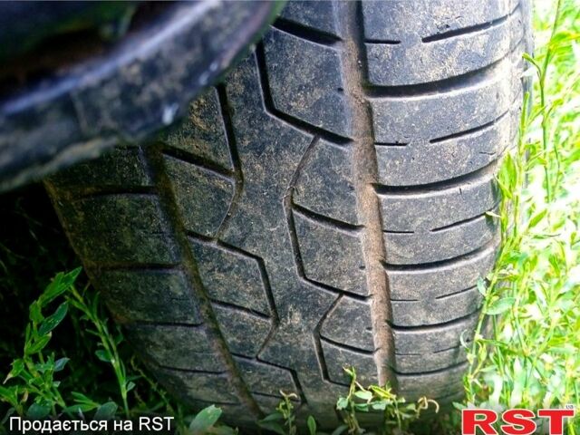 Білий ВАЗ 2105, об'ємом двигуна 1.5 л та пробігом 99 тис. км за 400 $, фото 2 на Automoto.ua