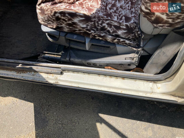 Белый ВАЗ 2105, объемом двигателя 1.3 л и пробегом 160 тыс. км за 1100 $, фото 16 на Automoto.ua