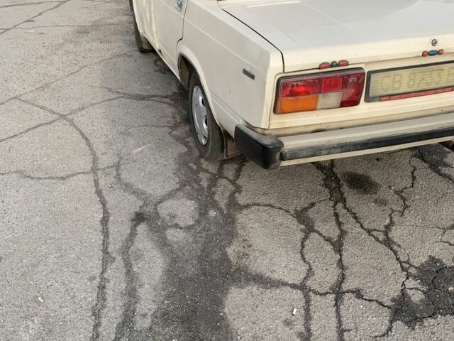 Белый ВАЗ 2105, объемом двигателя 1.3 л и пробегом 3 тыс. км за 594 $, фото 4 на Automoto.ua