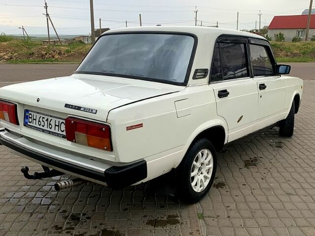 Білий ВАЗ 2105, об'ємом двигуна 1.3 л та пробігом 246 тис. км за 700 $, фото 4 на Automoto.ua