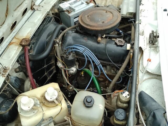 Білий ВАЗ 2105, об'ємом двигуна 1.2 л та пробігом 98 тис. км за 850 $, фото 4 на Automoto.ua