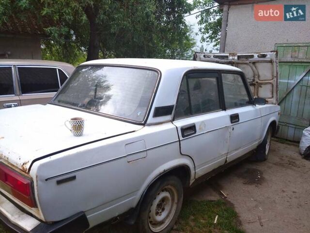 Белый ВАЗ 2105, объемом двигателя 1.3 л и пробегом 68 тыс. км за 270 $, фото 4 на Automoto.ua