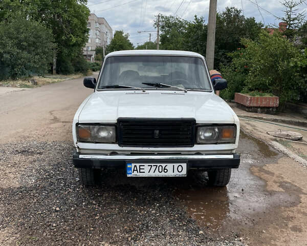 Белый ВАЗ 2105, объемом двигателя 1.3 л и пробегом 25 тыс. км за 850 $, фото 1 на Automoto.ua