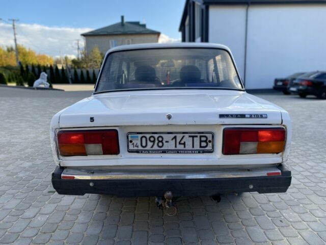 Белый ВАЗ 2105, объемом двигателя 0 л и пробегом 100 тыс. км за 456 $, фото 3 на Automoto.ua