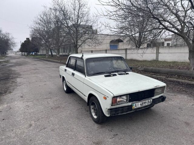 Белый ВАЗ 2105, объемом двигателя 1.3 л и пробегом 200 тыс. км за 550 $, фото 3 на Automoto.ua
