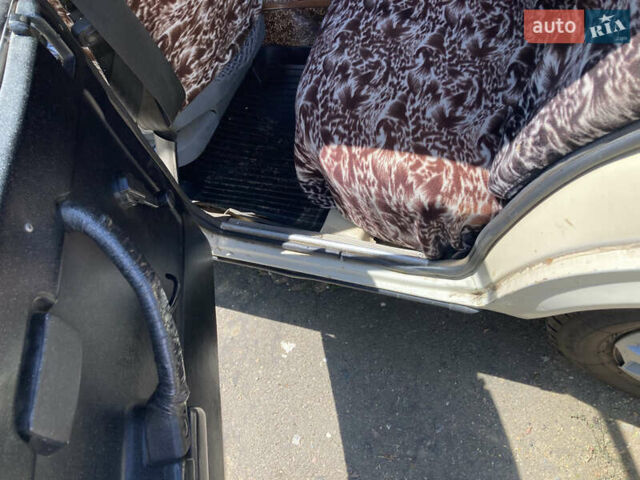 Белый ВАЗ 2105, объемом двигателя 1.3 л и пробегом 160 тыс. км за 1100 $, фото 15 на Automoto.ua