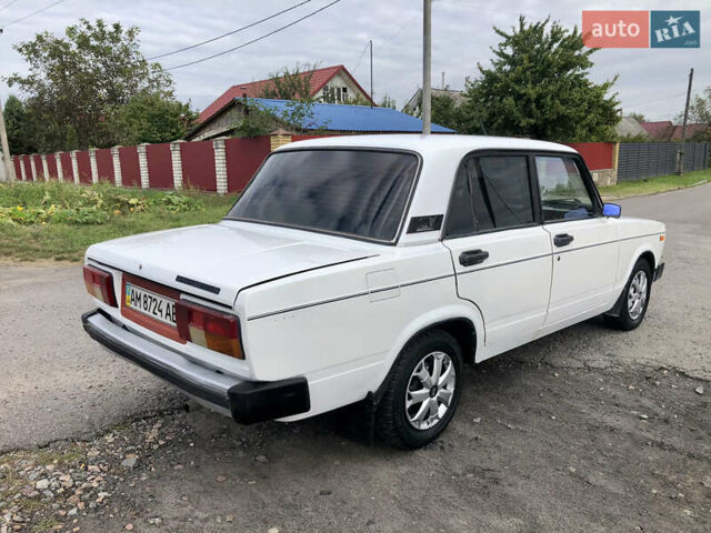 Білий ВАЗ 2105, об'ємом двигуна 1.2 л та пробігом 192 тис. км за 749 $, фото 5 на Automoto.ua