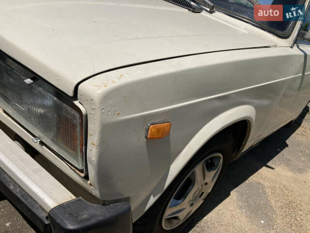 Белый ВАЗ 2105, объемом двигателя 1.3 л и пробегом 160 тыс. км за 1100 $, фото 8 на Automoto.ua