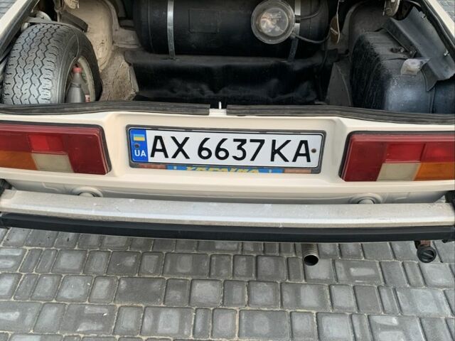 Белый ВАЗ 2105, объемом двигателя 1.3 л и пробегом 75 тыс. км за 800 $, фото 1 на Automoto.ua