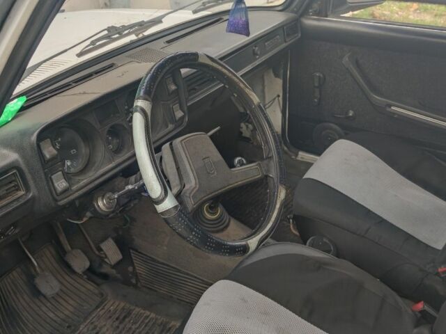 Білий ВАЗ 2105, об'ємом двигуна 1.3 л та пробігом 58 тис. км за 499 $, фото 3 на Automoto.ua