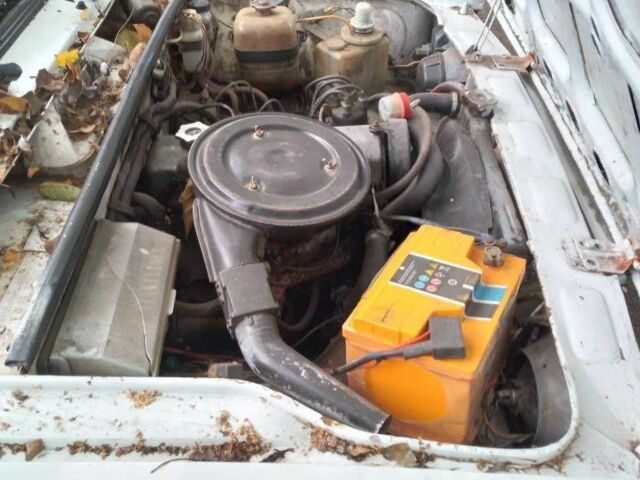 Белый ВАЗ 2105, объемом двигателя 1.3 л и пробегом 999 тыс. км за 596 $, фото 7 на Automoto.ua