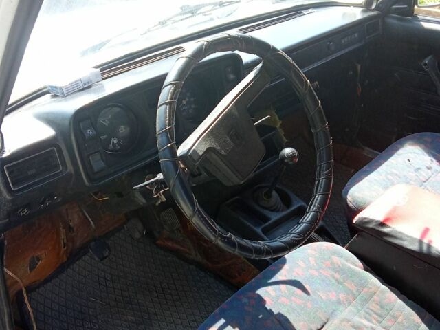 Белый ВАЗ 2105, объемом двигателя 0 л и пробегом 1000 тыс. км за 480 $, фото 4 на Automoto.ua