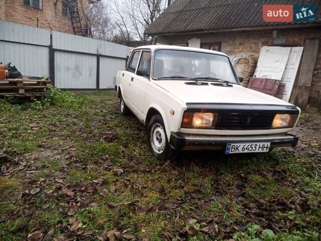 Білий ВАЗ 2105, об'ємом двигуна 0 л та пробігом 190 тис. км за 850 $, фото 6 на Automoto.ua