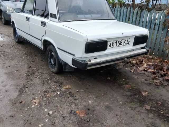 Белый ВАЗ 2105, объемом двигателя 1 л и пробегом 99 тыс. км за 650 $, фото 3 на Automoto.ua