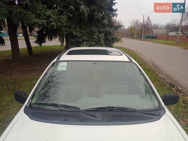 Белый ВАЗ 2105, объемом двигателя 2 л и пробегом 60 тыс. км за 1350 $, фото 12 на Automoto.ua