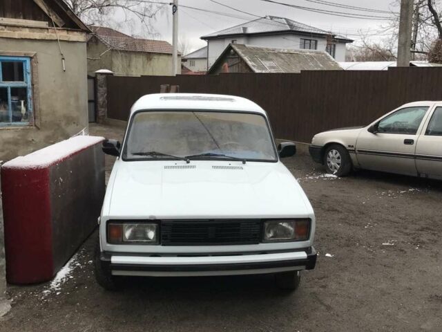 Білий ВАЗ 2105, об'ємом двигуна 1.29 л та пробігом 100 тис. км за 1100 $, фото 4 на Automoto.ua