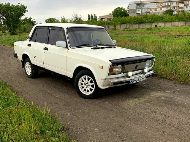 Білий ВАЗ 2105, об'ємом двигуна 1.3 л та пробігом 246 тис. км за 700 $, фото 8 на Automoto.ua