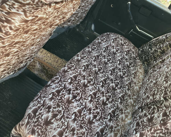 Белый ВАЗ 2105, объемом двигателя 1.3 л и пробегом 160 тыс. км за 1100 $, фото 14 на Automoto.ua