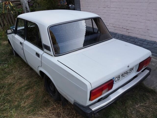 Белый ВАЗ 2105, объемом двигателя 1.3 л и пробегом 74 тыс. км за 713 $, фото 2 на Automoto.ua