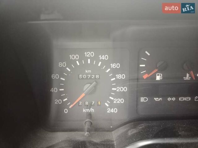 Белый ВАЗ 2105, объемом двигателя 2 л и пробегом 60 тыс. км за 1350 $, фото 14 на Automoto.ua