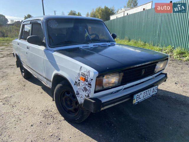 Белый ВАЗ 2105, объемом двигателя 1.5 л и пробегом 300 тыс. км за 490 $, фото 8 на Automoto.ua