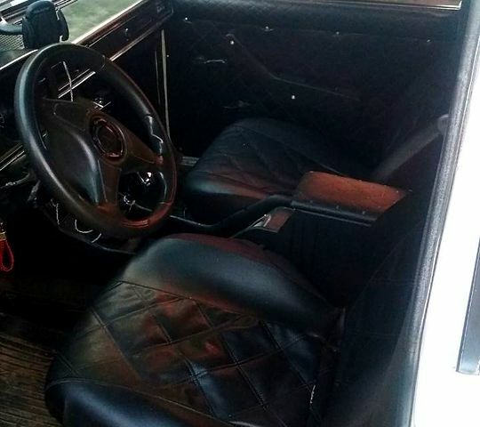 Белый ВАЗ 2105, объемом двигателя 1.5 л и пробегом 0 тыс. км за 440 $, фото 4 на Automoto.ua