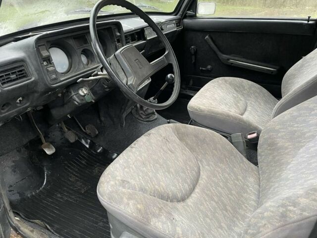 Белый ВАЗ 2105, объемом двигателя 1.5 л и пробегом 250 тыс. км за 473 $, фото 4 на Automoto.ua