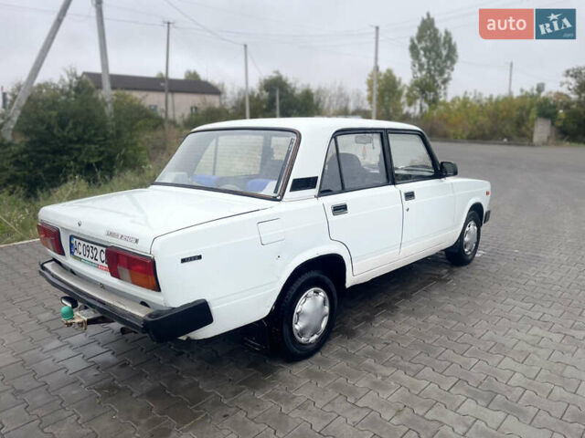 Білий ВАЗ 2105, об'ємом двигуна 1.2 л та пробігом 164 тис. км за 800 $, фото 3 на Automoto.ua